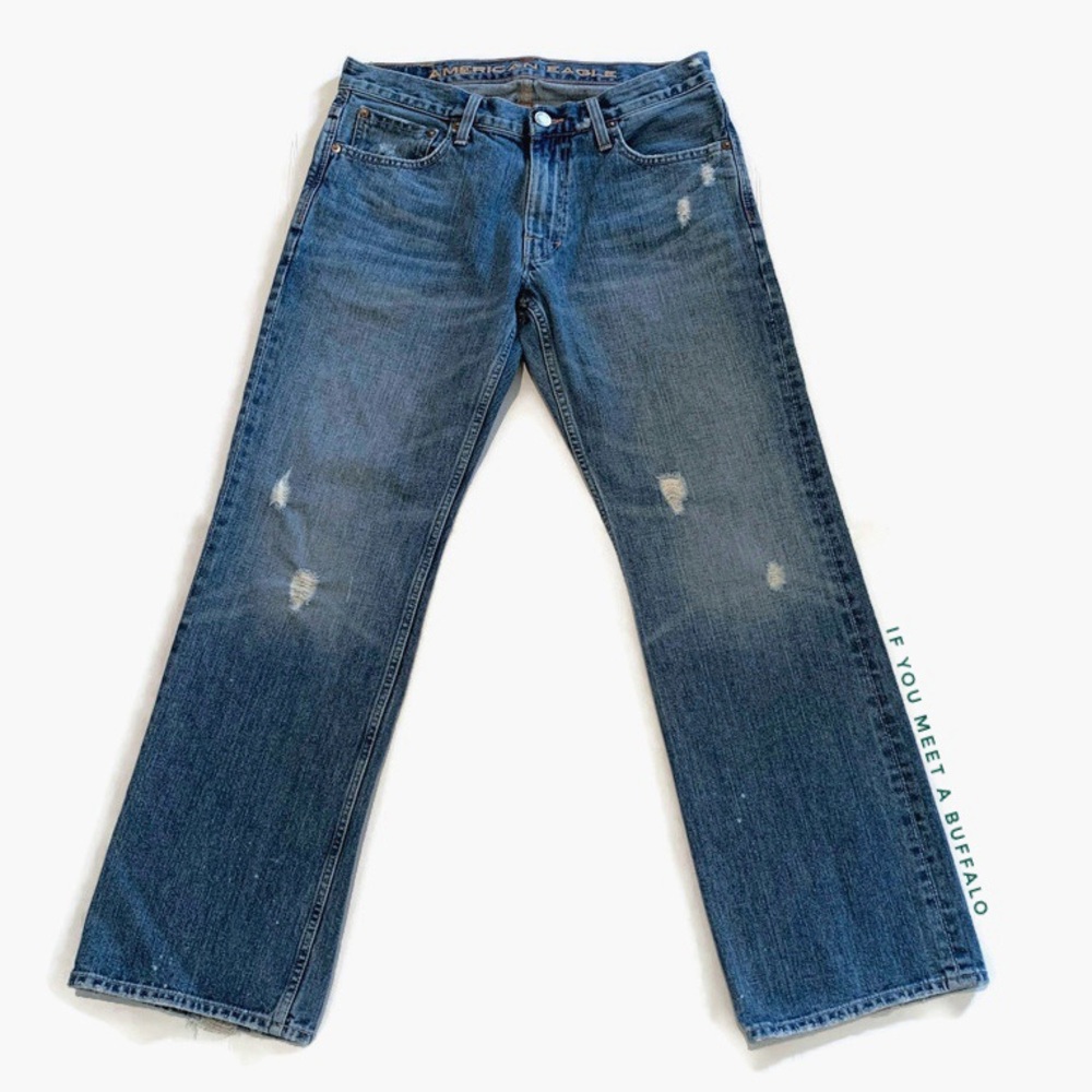 American Eagle AEO Men’s 31x30 Low Rise Straight Jeans Medium Wash Distressed